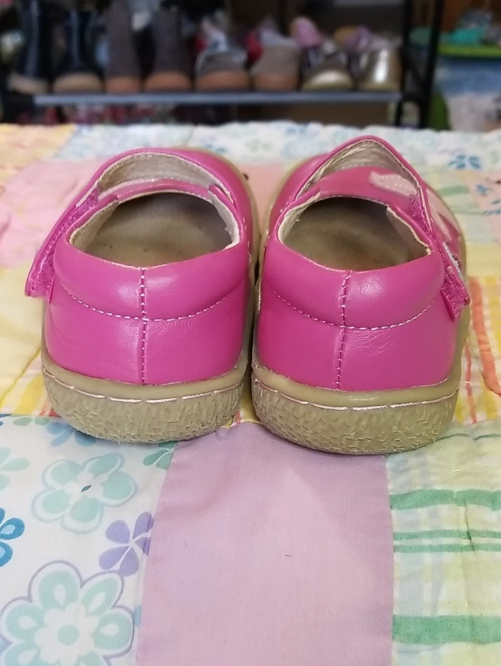 Livie & Luca Pink Leather Mary Jane Shoes with Bird Applique Size 7 Pio Pio